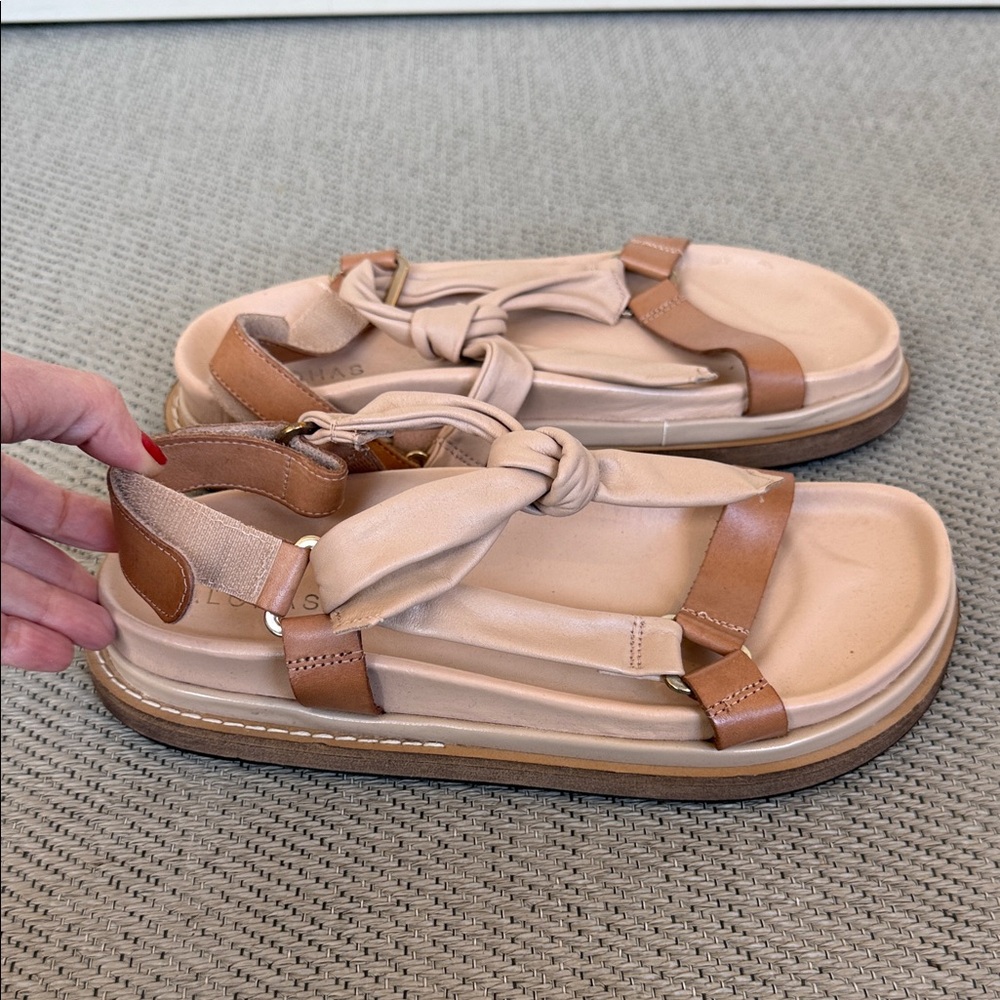 Aloha Women's Tan Sandals - Size 40